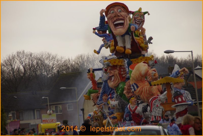 lepelstraatoptocht2014074.jpg
