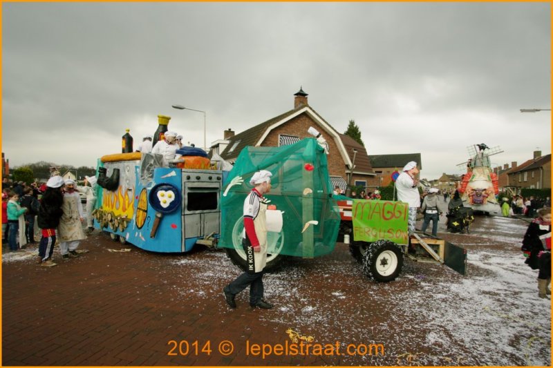 lepelstraatoptocht2014133.jpg