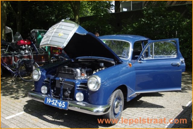 oldtimershow201270.jpg