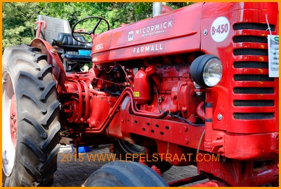 Tractoren oldtimers Mc Cormick Farmall